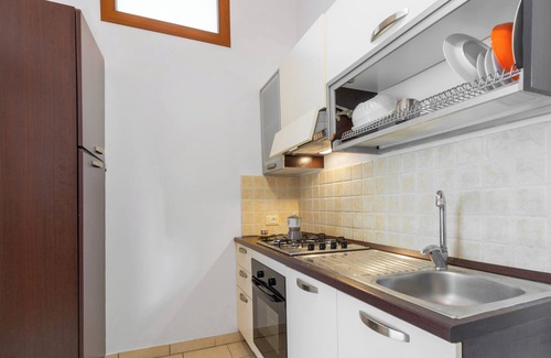 Torre San Giovanni House | Holiday Home 'La Casetta Al Mare' with Wi-Fi and Air Conditioning