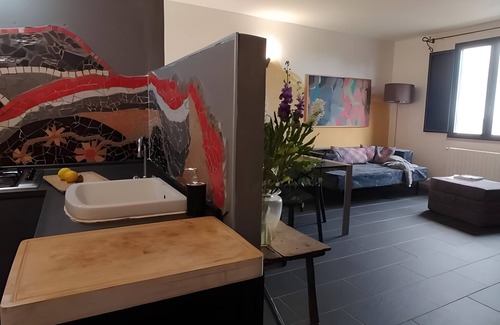 Lizzanello House | Holiday Home 'Masseria Il Fondone Up' with Shared Pool, Wi-Fi and Air Conditioning
