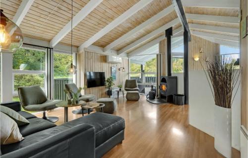 Pøt Strandby House | Holiday Home Pøt Strandby Denmk