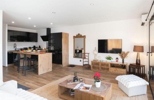 Mimizan-Plage House | Holiday Home Palot 10 by Interhome