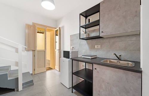 Guspini House | Holiday Home 'Sa Domixedda'