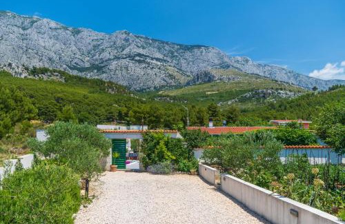 Makarska House | Holiday Home Sanja
