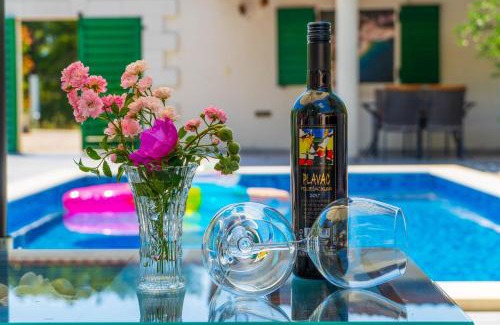 Makarska House | Holiday Home Sanja