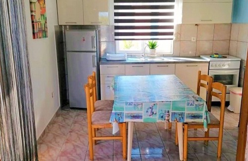 Zirje House | Holiday home Slobodan, (16274), Žirje, hr