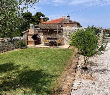 Mugeba House | Holiday Home Stancija Becic