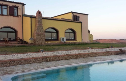 Gonnesa House | Holiday Home "Su Cuili" with Mountain View, Shared Pool & A/C