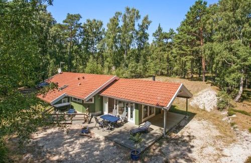 Dueodde House | Holiday Home Sylvia - 900m from the sea by Interhome