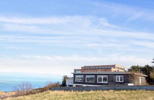 Sandvig House | Holiday Home Ullamaj - 30m from the sea by Interhome