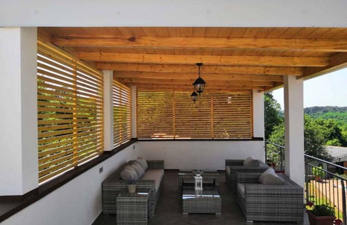 Kujici House | Holiday home with pool and air conditioning