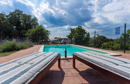 Kujici House | Holiday home with pool and air conditioning