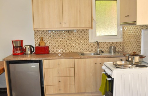 Agios Gordios Apartment | Holiday House Angelos B on Agios Gordios Beach