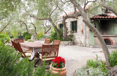 Zelenka Villa | Holiday house Jano in Makarska, jacuzzi