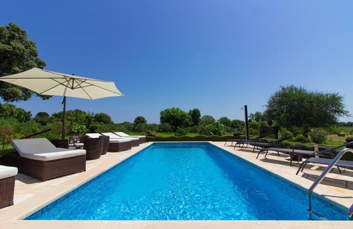 Sisan House | Holiday house Sisplac for 1 - 10 persons with 5 bedrooms - Holiday home