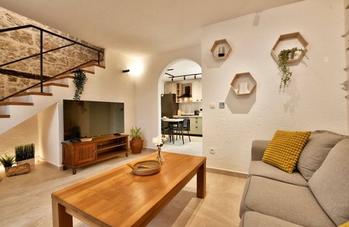 Dracevac House | Holiday house Vento with private backyard