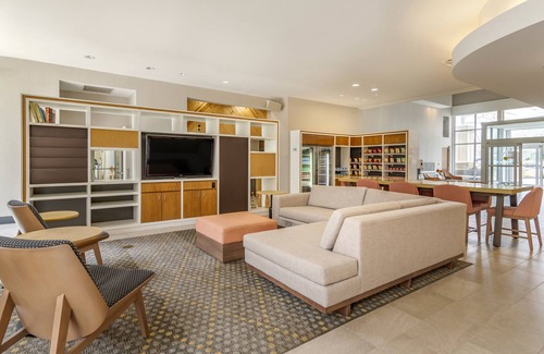 Duluth Hotel | Holiday Inn Atlanta-Gas South Arena Area by IHG