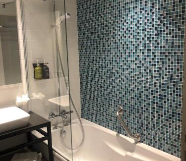 Pessac Hotel | Holiday Inn Bordeaux Sud - Pessac by IHG