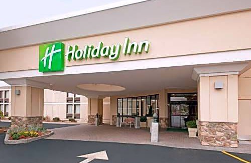 Dedham Hotel | Holiday Inn Boston - Dedham Hotel & Conference Center, an IHG Hotel