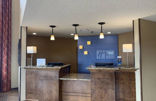 Torrington Hotel | Holiday Inn Express Hotel & Suites Torrington, an IHG Hotel