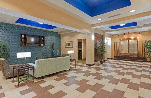 Kedron Hotel | Holiday Inn Express Columbia, an IHG Hotel