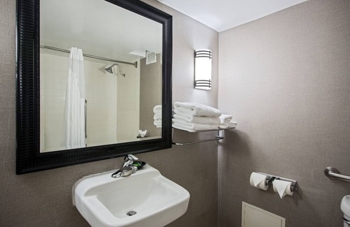 Rolling Meadows Hotel | Holiday Inn Express Rolling Meadows - Schaumburg Area by IHG