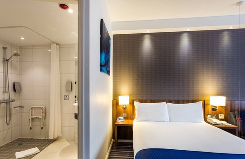 Colchester Hotel | Holiday Inn Express Colchester by IHG