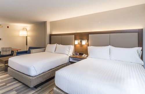 Baymeadows Hotel | Holiday Inn Express Hotel & Suites Jacksonville - South by IHG