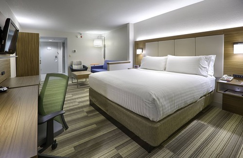 Baymeadows Hotel | Holiday Inn Express Hotel & Suites Jacksonville - South by IHG