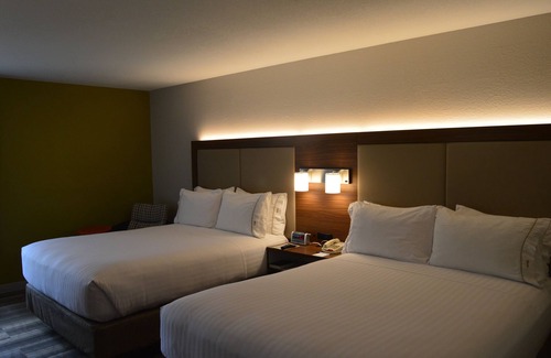 Baymeadows Hotel | Holiday Inn Express Hotel & Suites Jacksonville - South by IHG