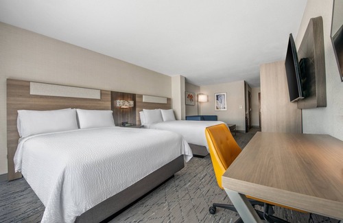 Sorrento Valley Hotel | Holiday Inn Express Hotel & Suites San Diego-Sorrento Valley by IHG