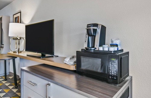Lucedale Hotel | Holiday Inn Express Lucedale by IHG