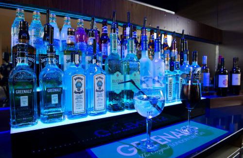 Willen Hotel | Holiday Inn Express Milton Keynes by IHG
