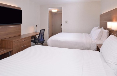 Palm Desert Resort | Holiday Inn Express Palm Desert by IHG
