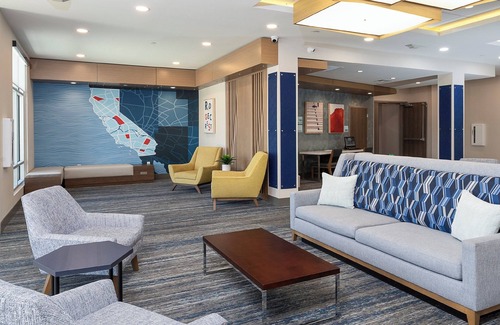 Ridgecrest Hotel | Holiday Inn Express & Suites Ridgecrest - China Lake by IHG