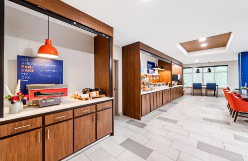 Sylva Hotel | Holiday Inn Express & Suites Sylva/Dillsboro by IHG