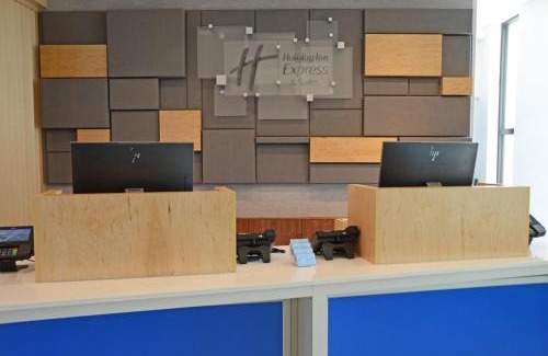 Franklin Hotel | Holiday Inn Express & Suites Franklin - Berry Farms by IHG