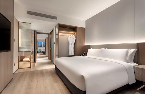 Jing'an Hotel | Holiday Inn Shanghai Jing'an by IHG