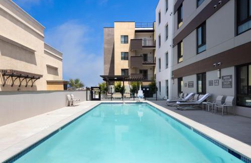 Monterey Park Hotel | Holiday Inn & Suites Monterey Park – Los Angeles by IHG