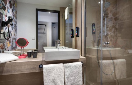 Lichtenberg Hotel | Holiday Inn - the niu, Hide Berlin Friedrichshain by IHG