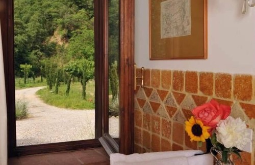 Orvieto Villa | holiday vacation large villa rental italy, umbria, near orvieto, views, air conditioning, pool, wi-fi, short term long t