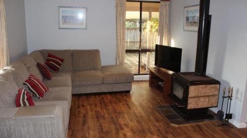 Hawks Nest House | Holiday With Your Pet! Wifi