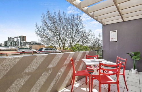 Crows Nest Apartment | HOLT1 - Crows Nest -Holtermann Street