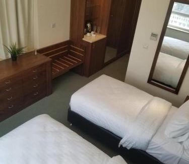 Suwailih Hotel | Holyland Hotel Amman