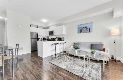 Vaughan Apartment | Home away from Home - Remote Office - Vacation Stay