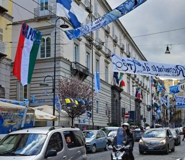 Naples City Centre Apartment | Home carlotta