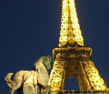 Porte-Dauphine House | Home in Paris Eiffel Tower & Champs Elysees