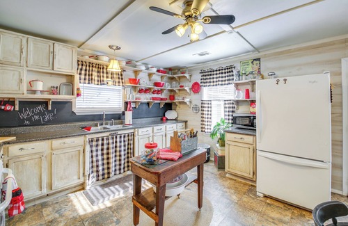 Mid America Cottage | Home w/Ouachita River & Lake Hamilton Access
