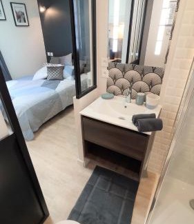 Centre Ville Apartment | Home&Work 201 - HYPERCENTRE - fibre et parking a proximité