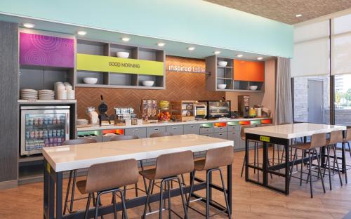 Pompano Beach Hotel | Home2 Suites By Hilton Pompano Beach Pier, Fl