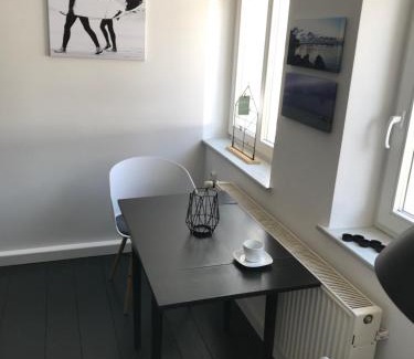 Sassnitz Apartment | Homelig Altstadt Ferienwohnungen Sassnitz Fewo 4
