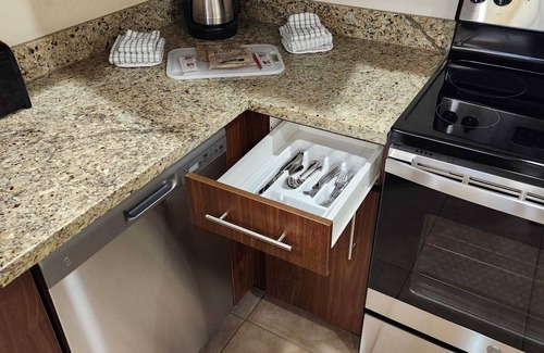 Enterprise Resort | Homelike luxury unit on Las Vegas Blvd.